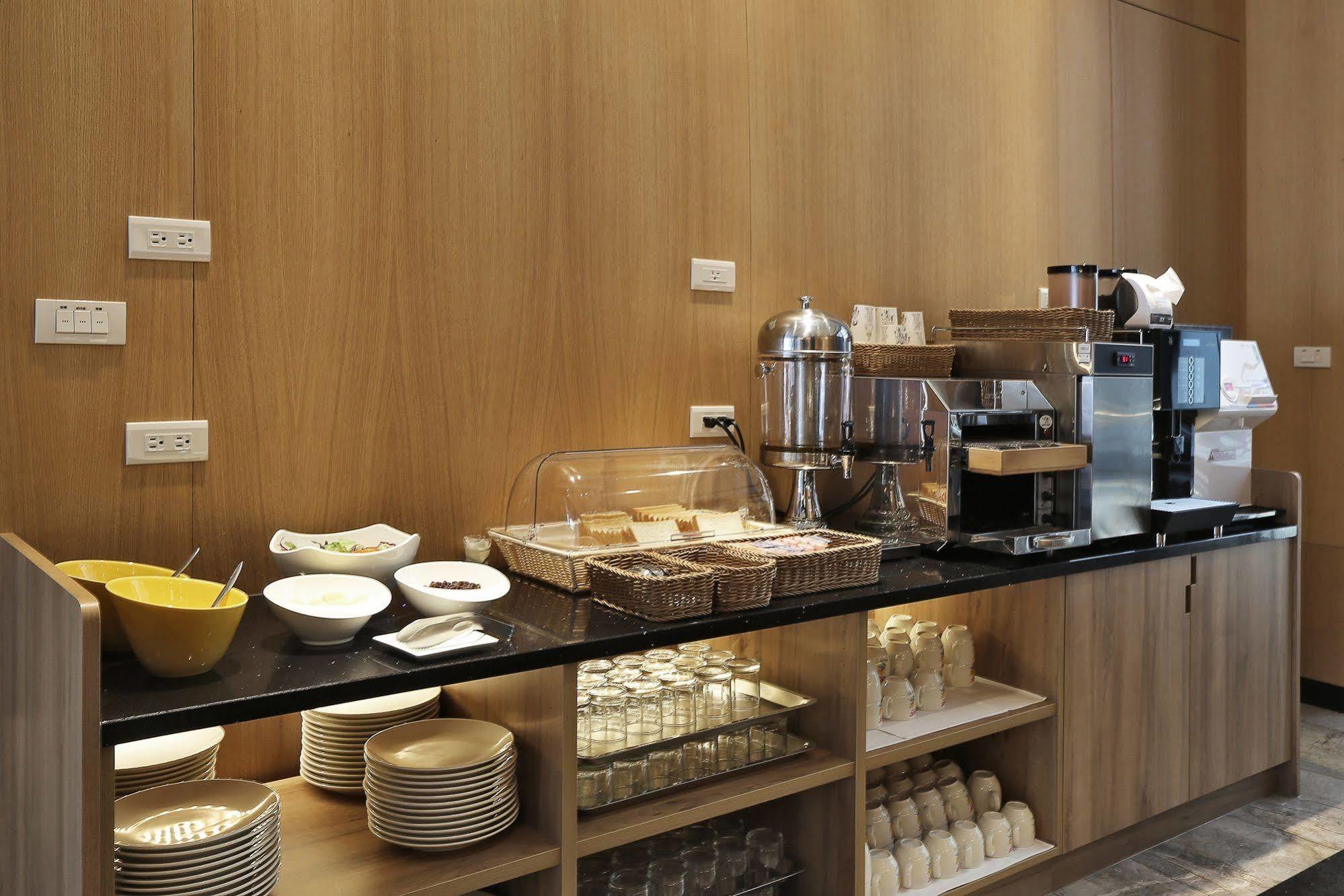 Miller Inn Taichung Eksteriør bilde